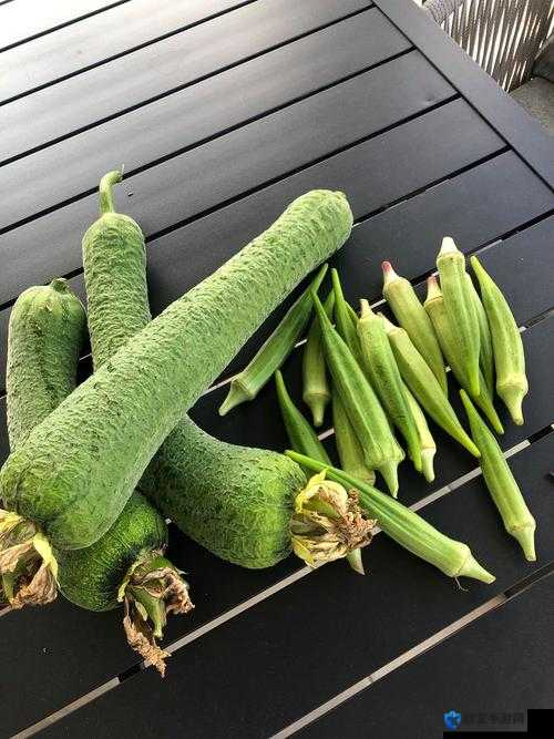丝瓜、草莓、秋葵、榴莲：奇妙的水果组合，你尝试过吗？