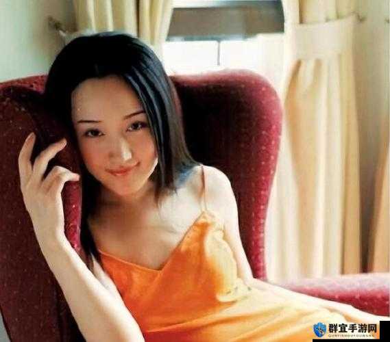 杨钰莹三级 2000 新版：重温经典音乐传奇