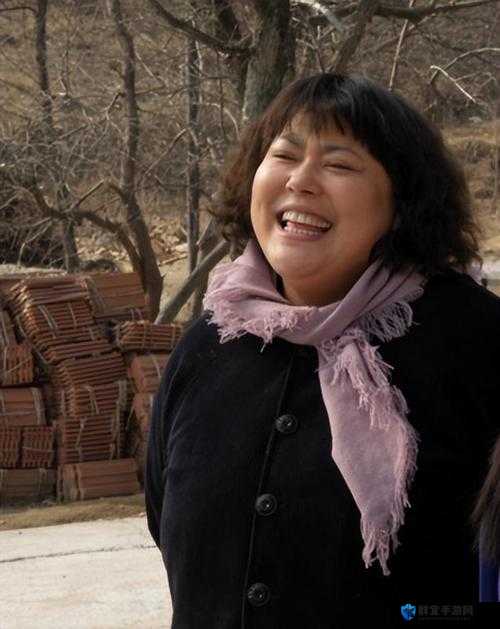东北老女人的肥逼：探讨身体形象与自我认同的话题
