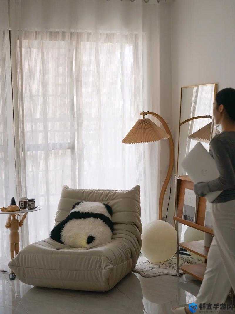 适合一个人在家看的视频素材:让心灵独处的精彩时刻