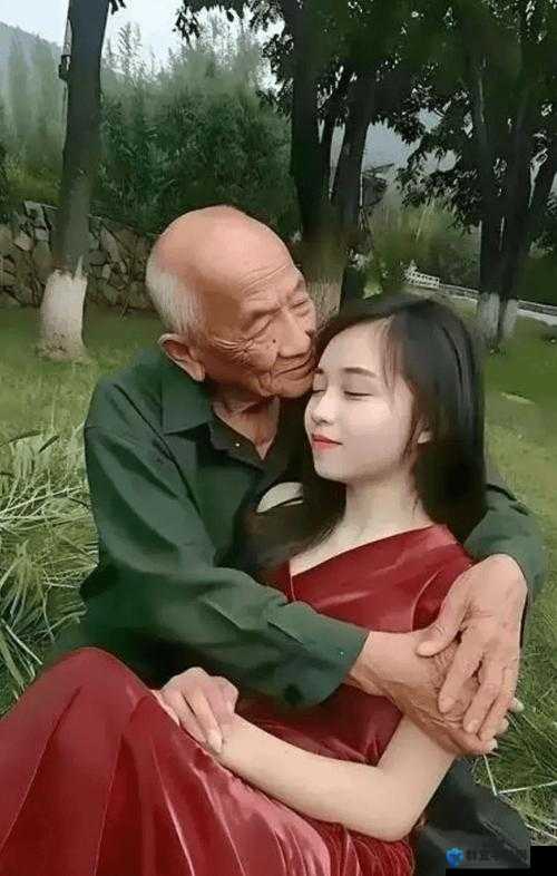 简陋㓜交videos老少配COM：一段关于爱情与年龄的故事
