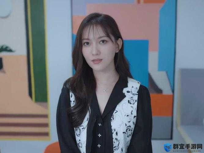被美女包围的李云思：开启令人羡慕的精彩人生之旅