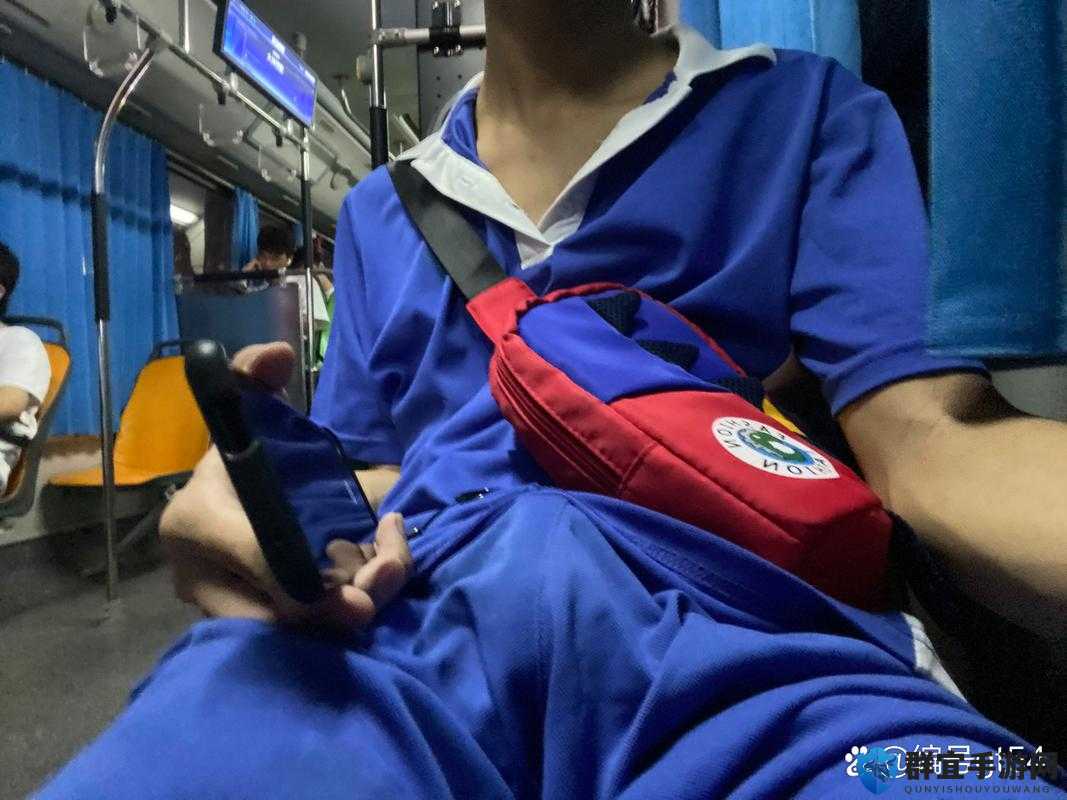 高中男同性恋之间的私密互动：互吃鳮吧是否正常？