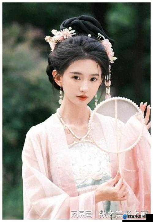 小张婉莹紫薇www是什么？为何它能引发广泛关注与讨论？