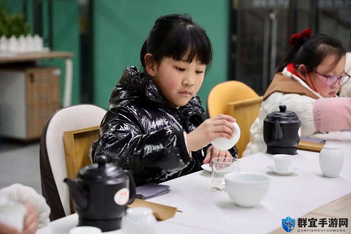 抖音剪辑：当你老婆是个买茶女，看她如何用茶艺征服你的味蕾与心