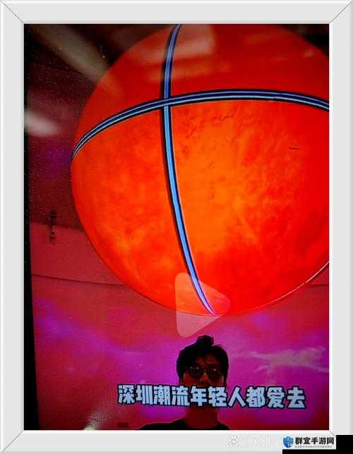知趣竞猜第七季,一个小人在沙滩上流泪,右上角有太阳攻略
